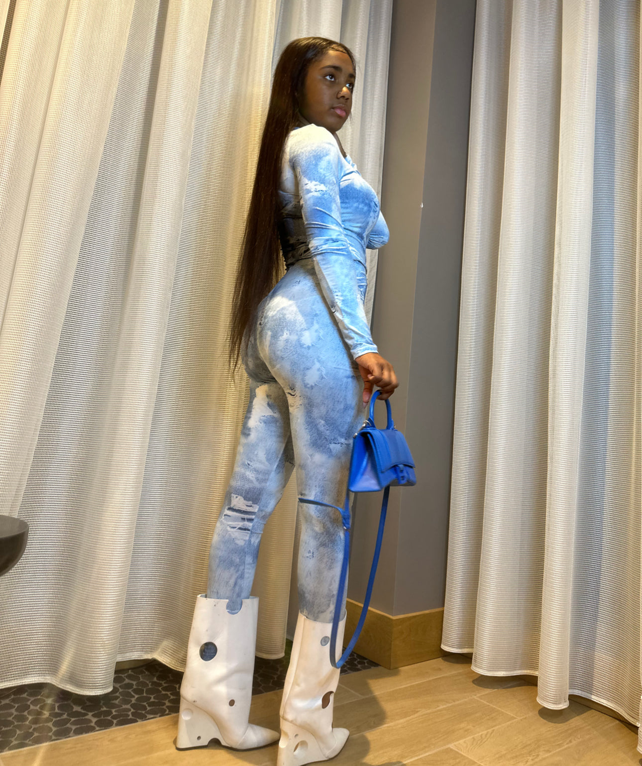 GIVE EM THE BLUES