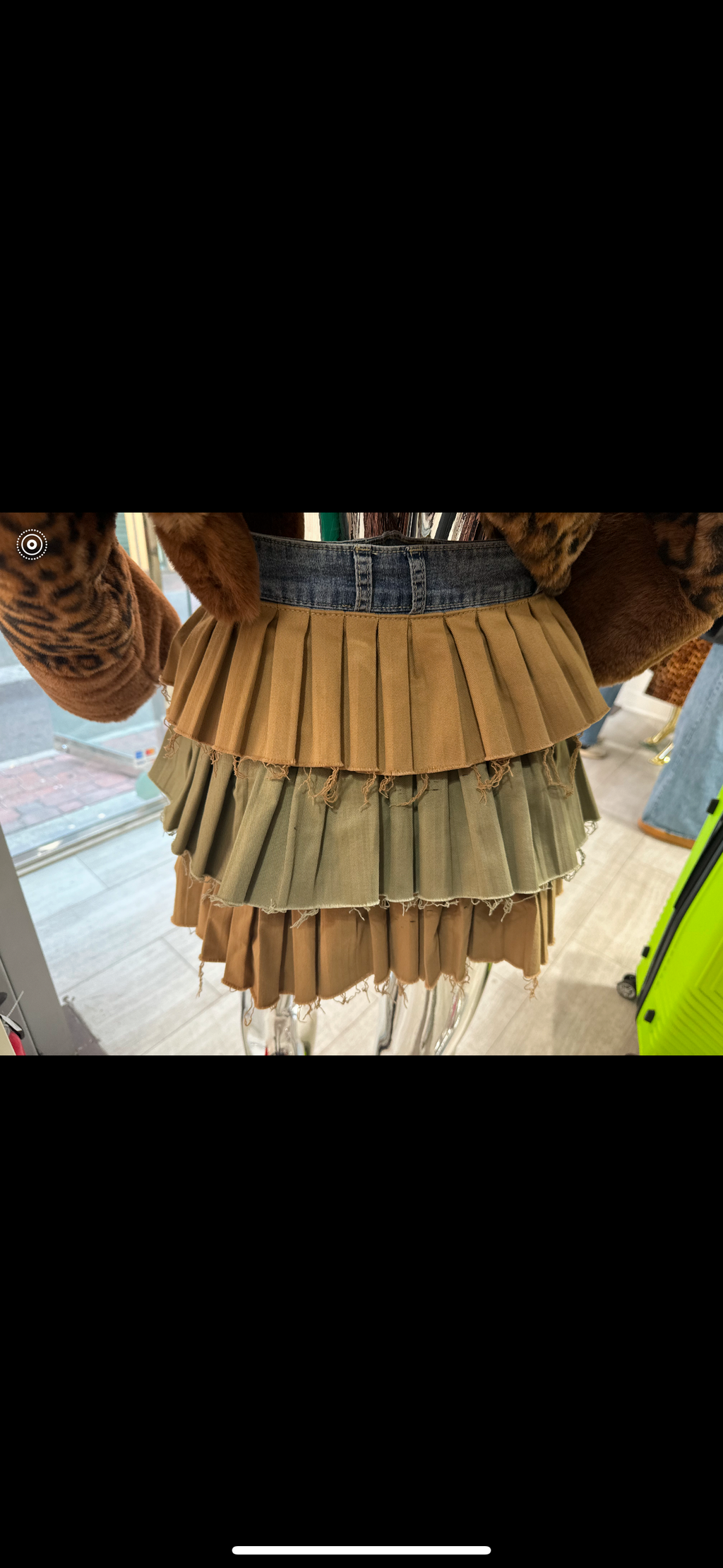 Clock Dat Pleated Layer Skirt